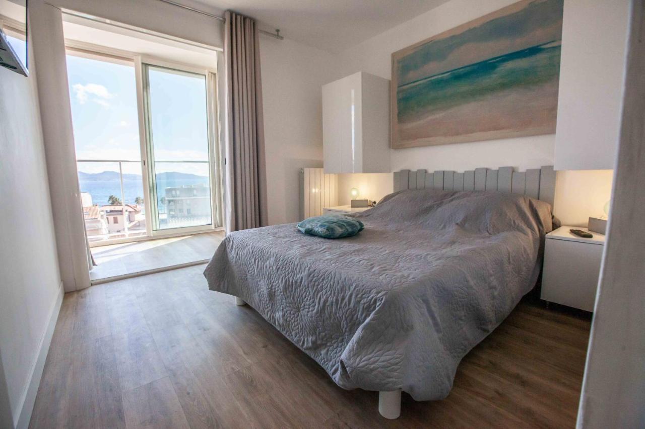 Tres Beau T2 Climatise Refait A Neuf, Vue Mer Panoramique Exceptionnelle A 120M A Pied De La Plage 拉西约塔 外观 照片